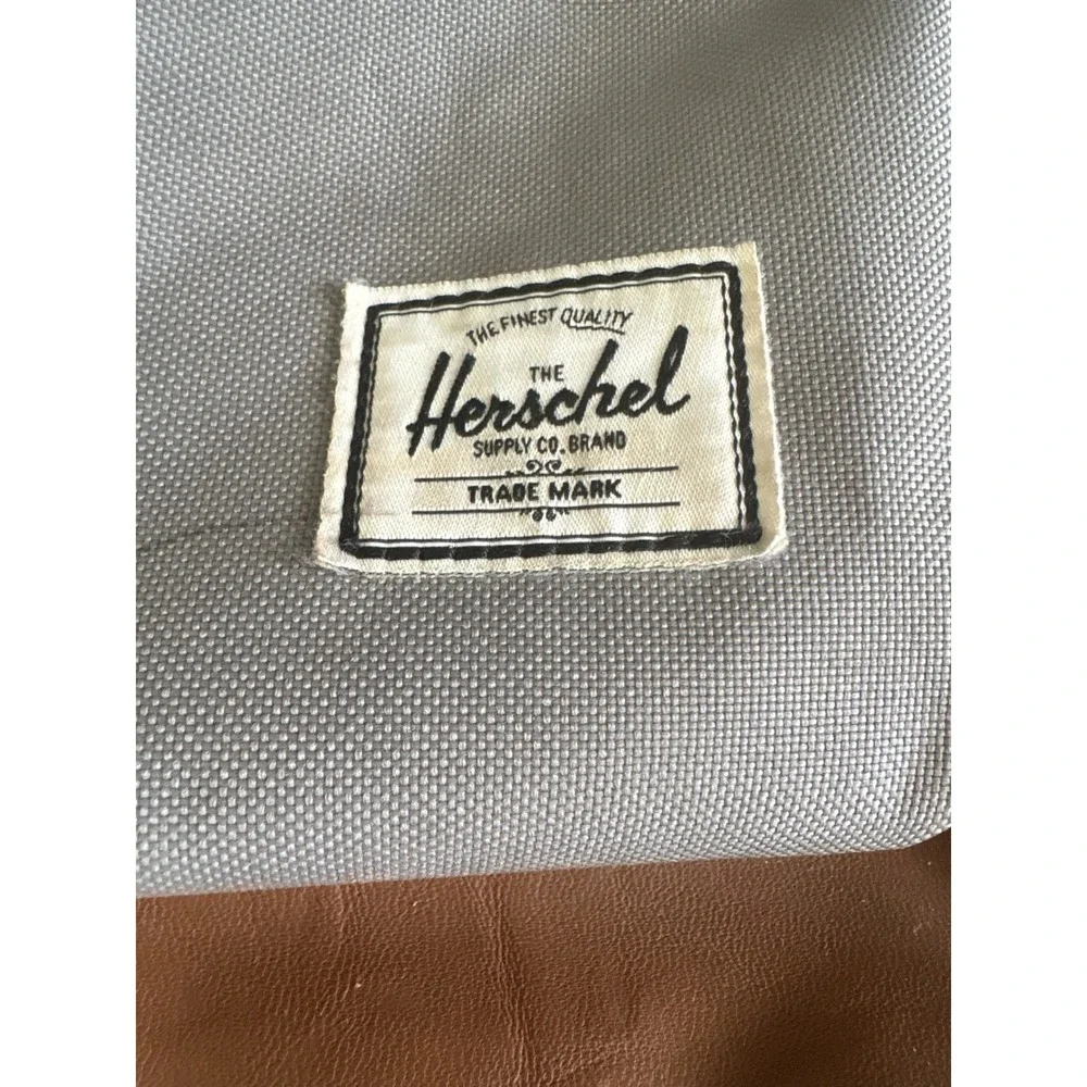 Herschel Supply Co Heritage Backpack Grey‎ Brown Faux Leather Trim 17 inch